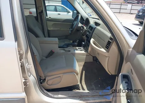 2008 Jeep Liberty Sport from USA, damaged, VIN 1J8GP28KX8W134401